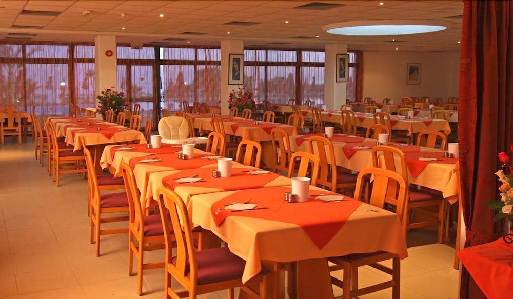 Corallia Beach Hotel Apartments Coral Bay Extérieur photo