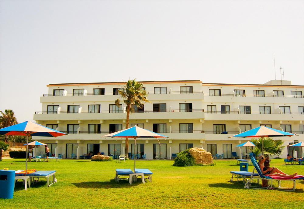 Corallia Beach Hotel Apartments Coral Bay Extérieur photo