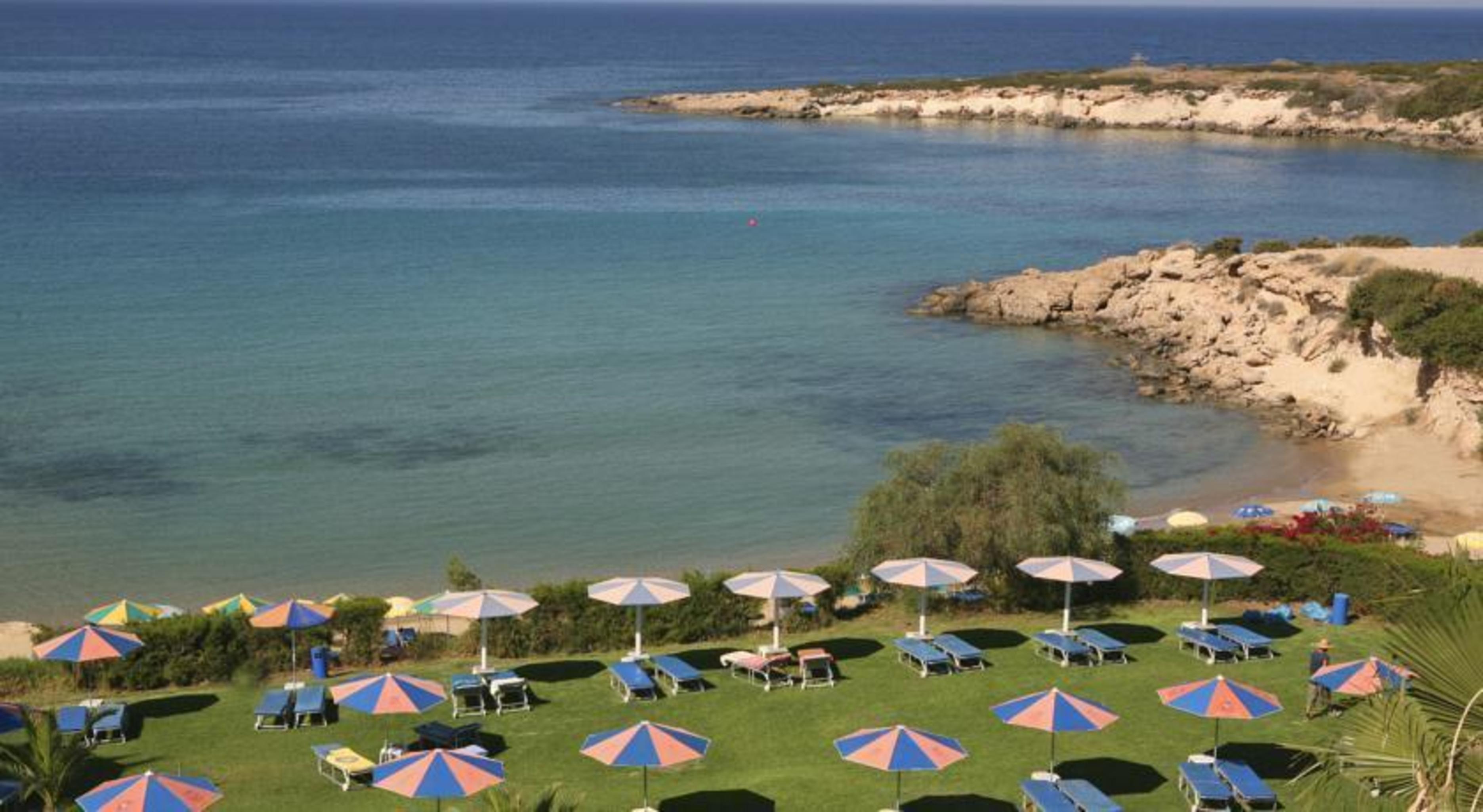 Corallia Beach Hotel Apartments Coral Bay Extérieur photo