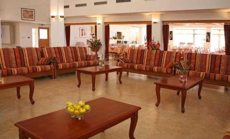 Corallia Beach Hotel Apartments Coral Bay Extérieur photo