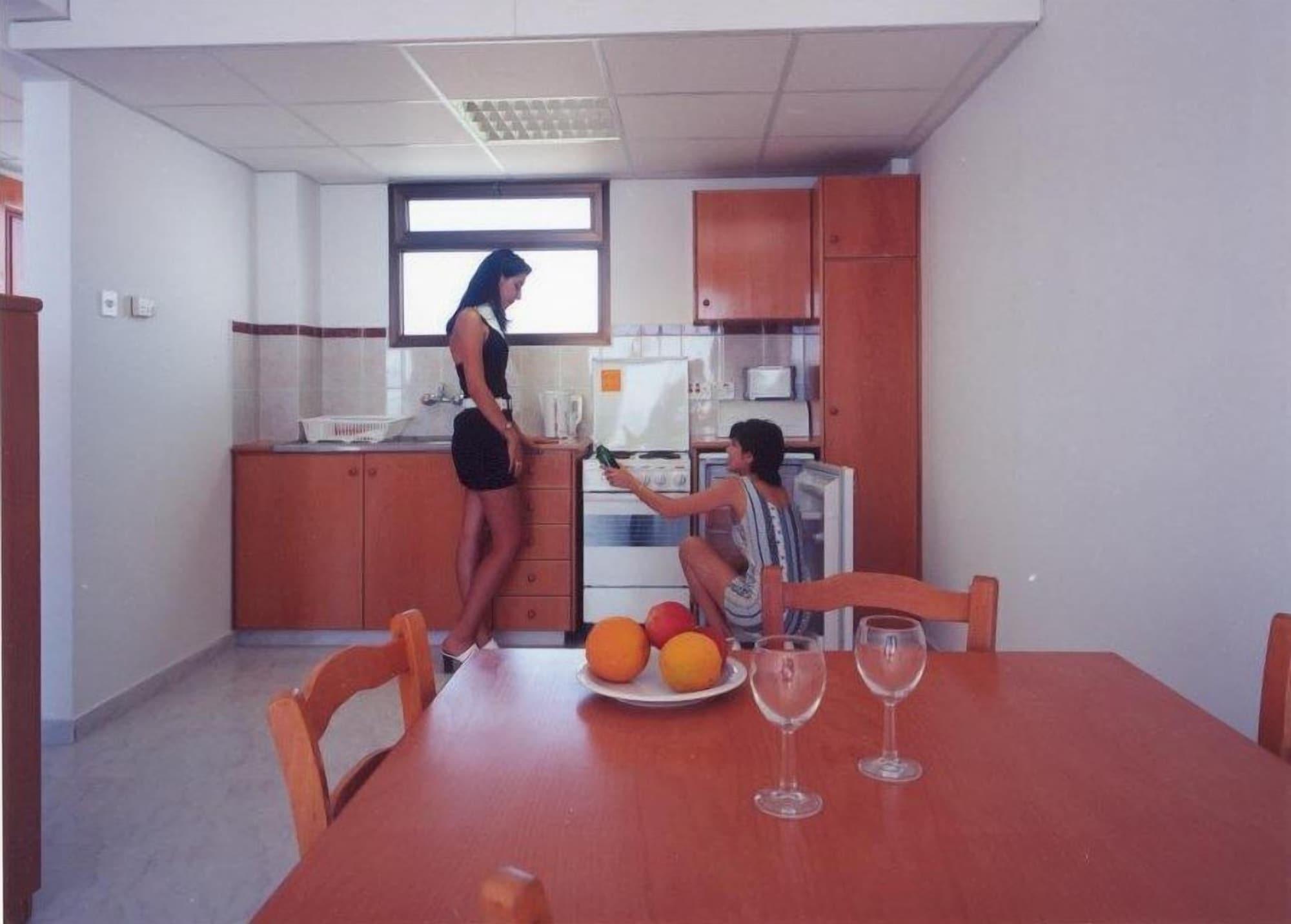 Corallia Beach Hotel Apartments Coral Bay Chambre photo