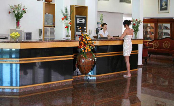 Corallia Beach Hotel Apartments Coral Bay Extérieur photo